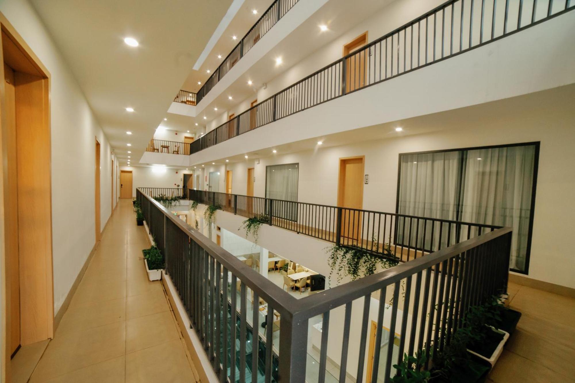 Diora Hotel Pleiku By Hos Exterior foto